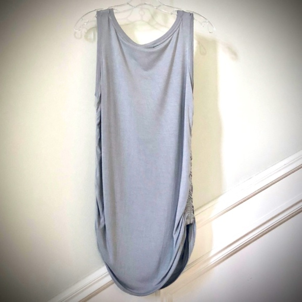 Tahari NWT V-Neck Grey Jersey Tank with Shirred Sides - Picture 5 of 9